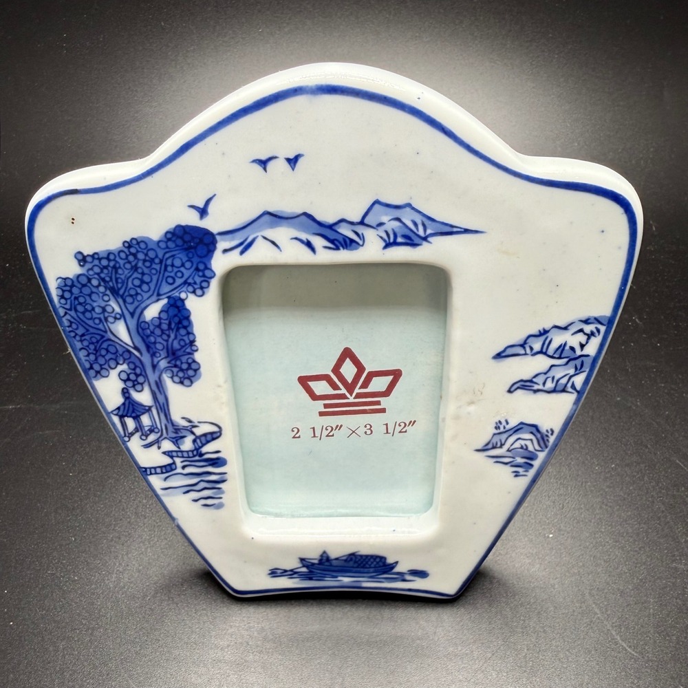 Blue and White Chinoiserie Ceramic Fan Picture Frame 2.5x3.5 Landscape Design